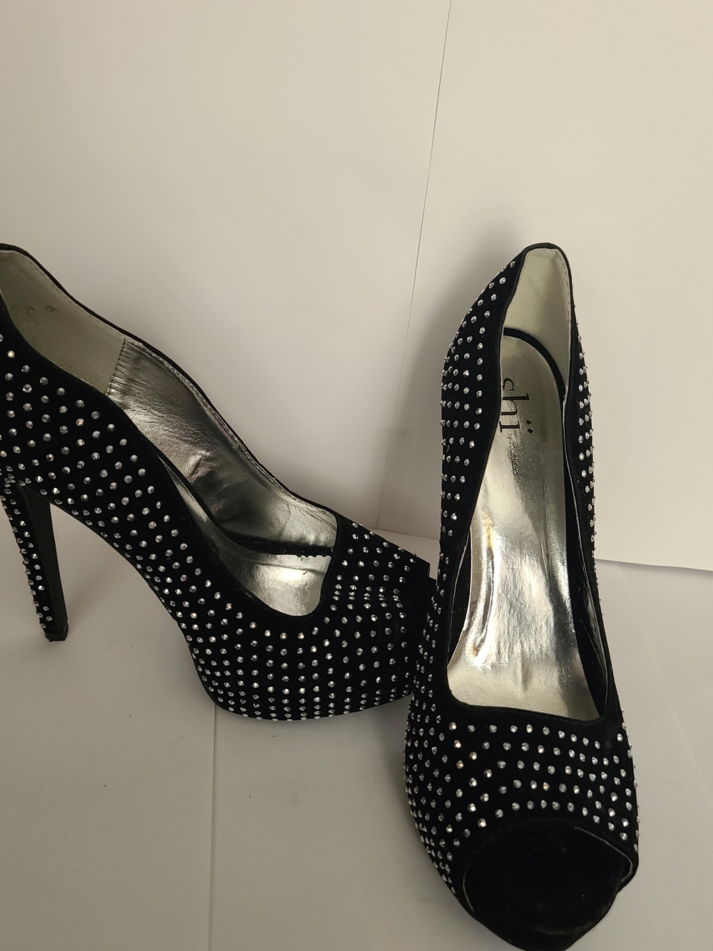 Shi by JOURNEYS Black Studded Peep-Toe Platform Pumps